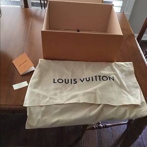 Louis Vuitton purse box